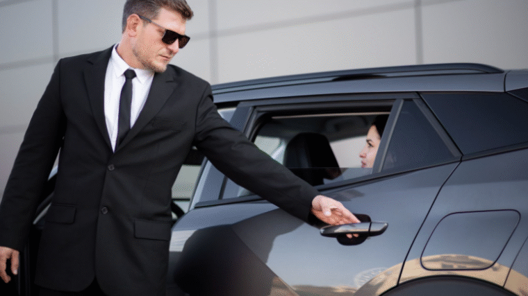 How to Ensure Safety When Booking a Chauffeur Service in Dubai