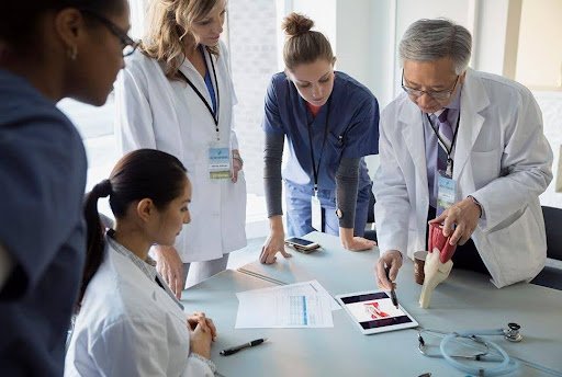 Building a Rewarding Healthcare Career Through Professional Training