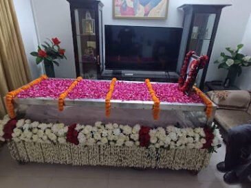 Understanding Hindu Funeral Traditions and Meaningful Final Farewells Understanding Hindu Funeral Traditions and Meaningful Final Farewells